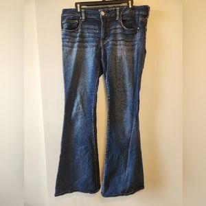 American Eagle Jeans👖 Size 12 Super Stretch Boho Style